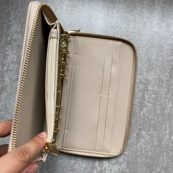 A6 wallet Personal Size Compact Zippy cream color - Picture 4 of 6